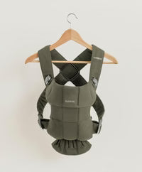Baby Bjorn Mini Carrier (newborn)